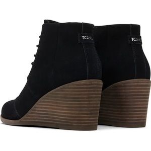 TOMS black wedge bootie size 8.5